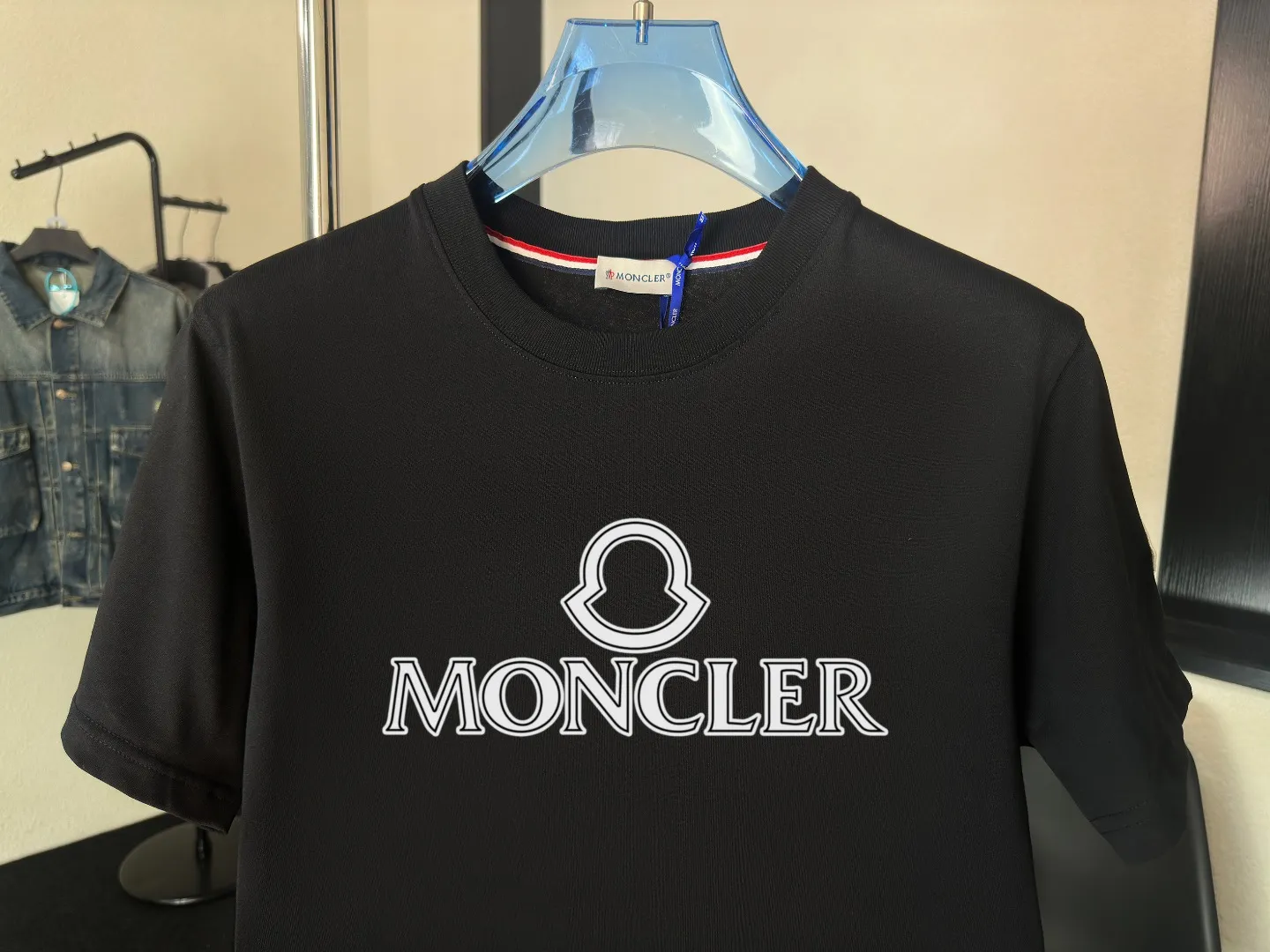 《 ~NFC ~ 》《Moncler~ 》2025New Arrival Quality T , Versatile Quality ！ ‼ 32 250G ‼ ， ， ， ， T 🤪 Sizes：S-M-L-XL-2XL ：Black，White， Same Style